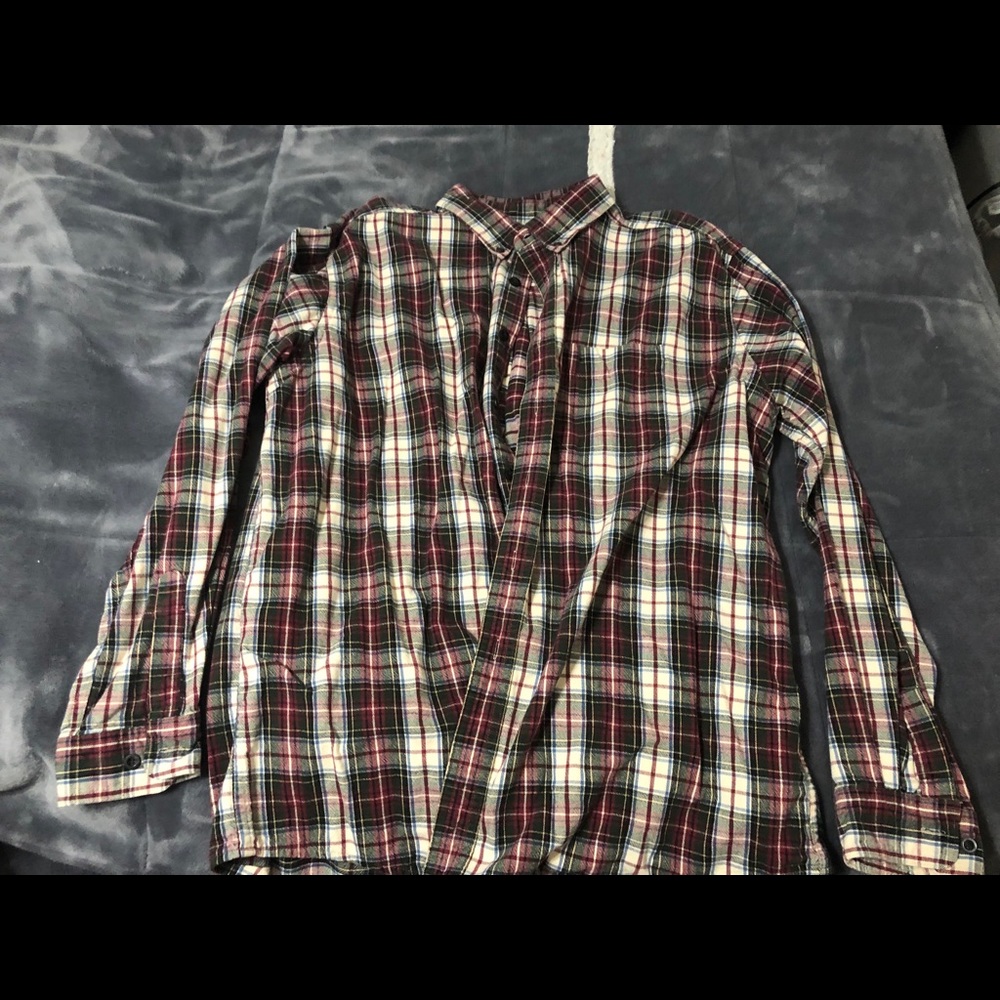 Men’s LL Bean LS button down shirt